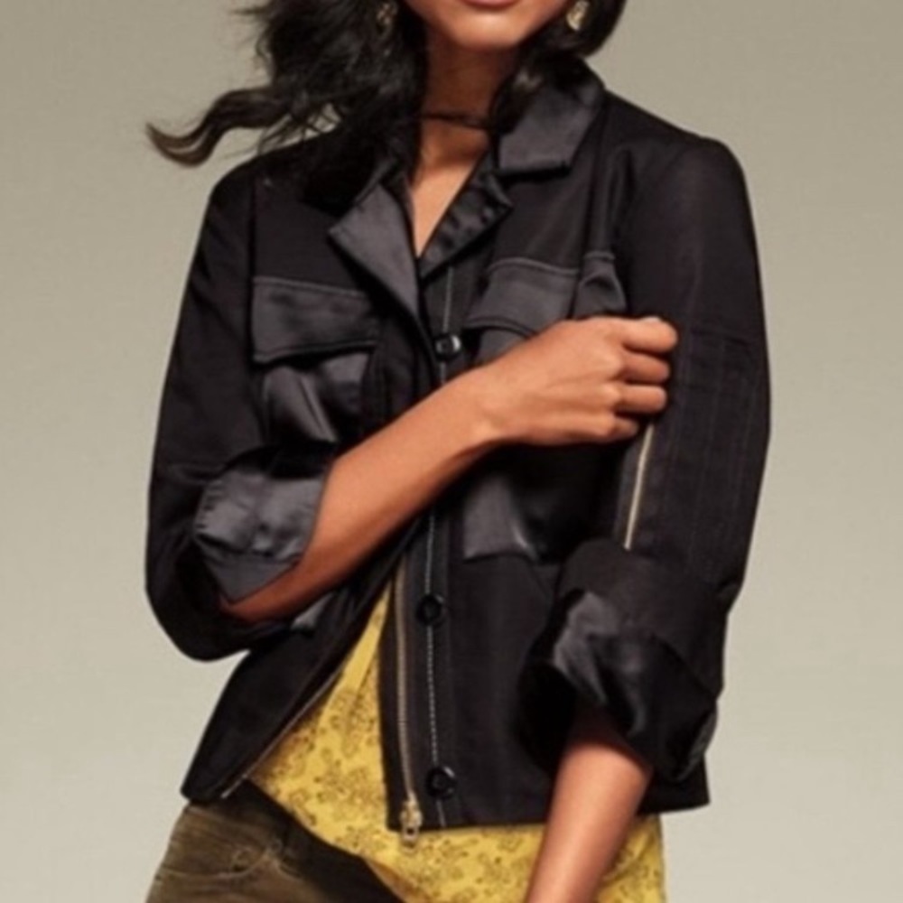 CAbi Back in Black Cropped Boxy Moto Jacket Women’s Sz Medium #3552 NWOT
